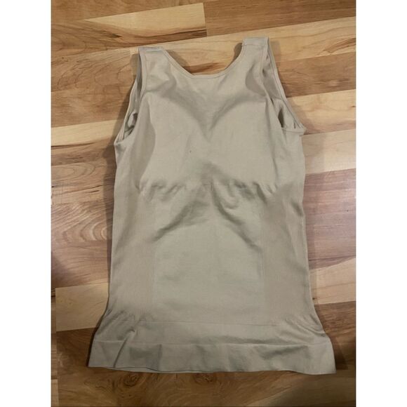 Women’s Tan Seamless Shaper Vest Body Shaper Size Large NWOT - Picture 3 of 5